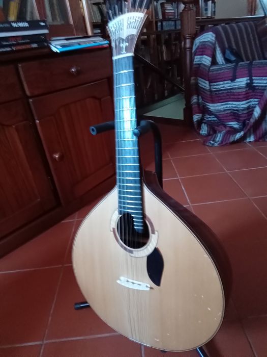 Guitarra Portuguesa "Flor do Lys".