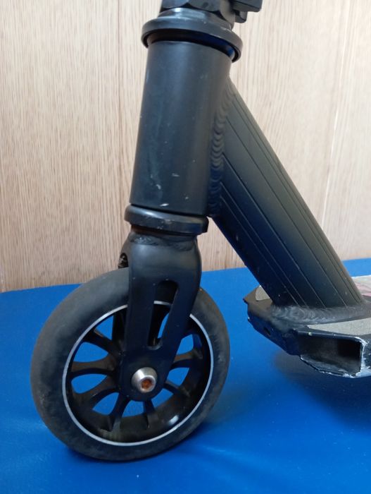 Продам трюковий самокат