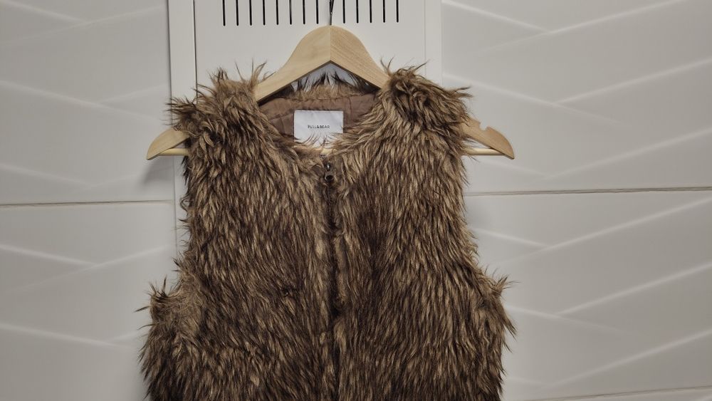 Kamizelka Pull&Bear r. S futerko