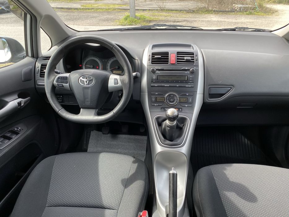 Toyota Auris D-4D + Excelente Estado!