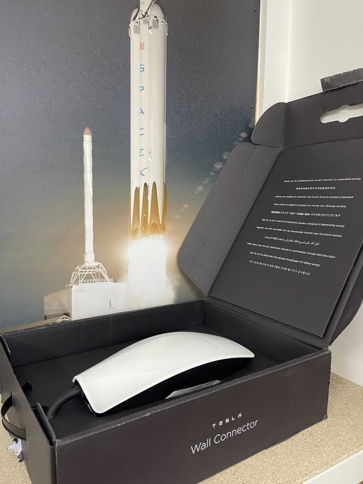 Стаціонарна зарядна станція Tesla Wall Connector Gen 3 Type USA S3XY