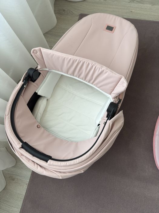 Alcofa Cybex Priam