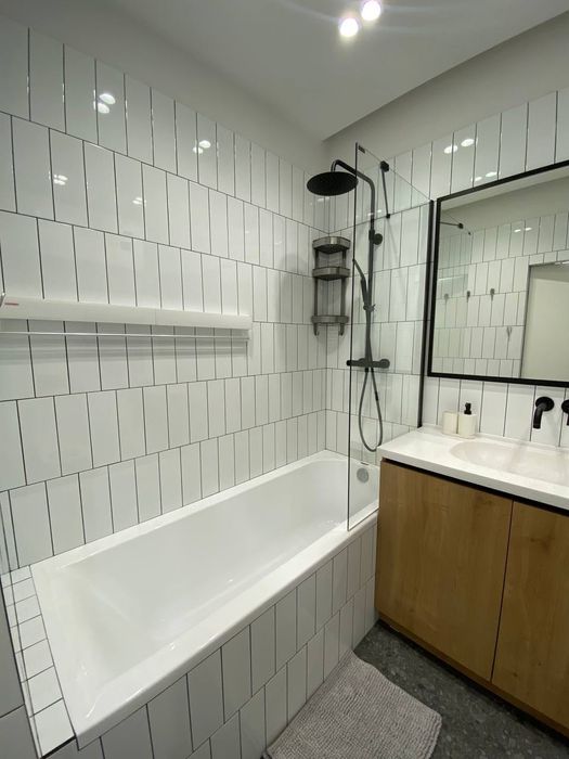 Продаж 1к квартири 45 кв.м ЖК Файна Таун, вул. Салютна 2