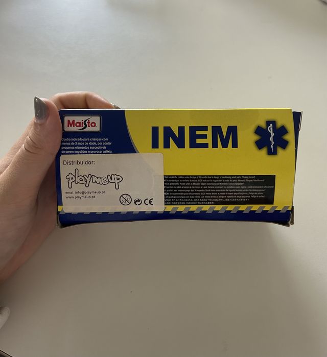 Miniatura Maisto Inem BMW