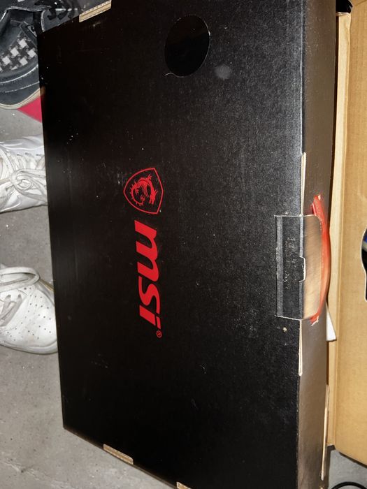 Laptop MSI Em estado perfeito