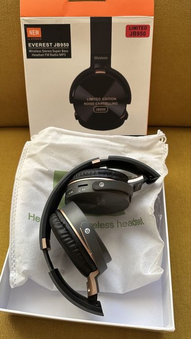 Продам беспроводные наушники JB-950BT
