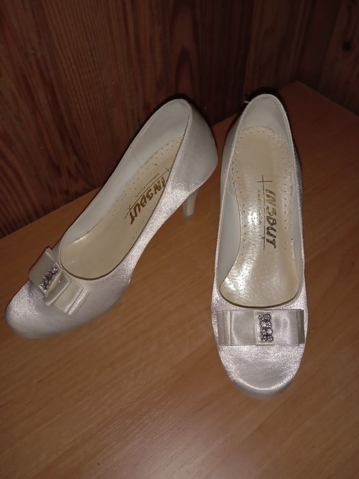 Ślubne  buty na obcasie