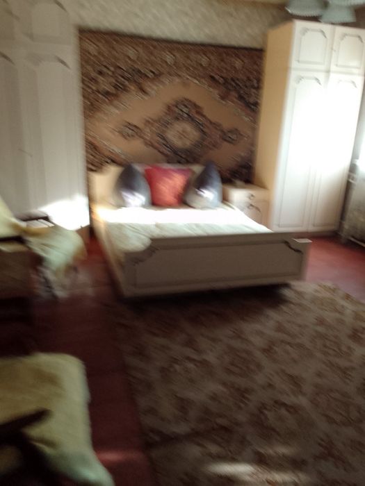 Продам будинок у Фастові, 64,1 м², 5 соток, газ, гараж, 10 хв до вокзалу, 60 км від Києва