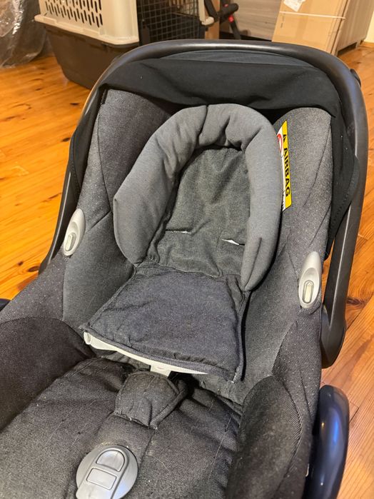 Nosidełko MaxiCosi z bazą ISOFIX Family Fix