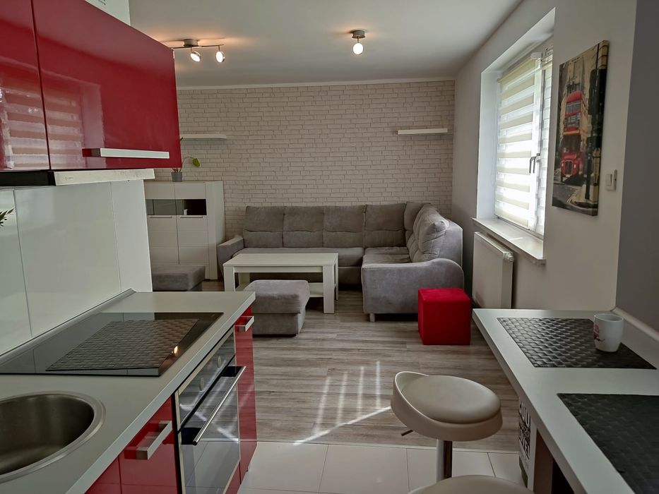 Wynajme przytulna kawalerka 34m² z parkingiem – Zabrze Zaborze od 1.10.26r