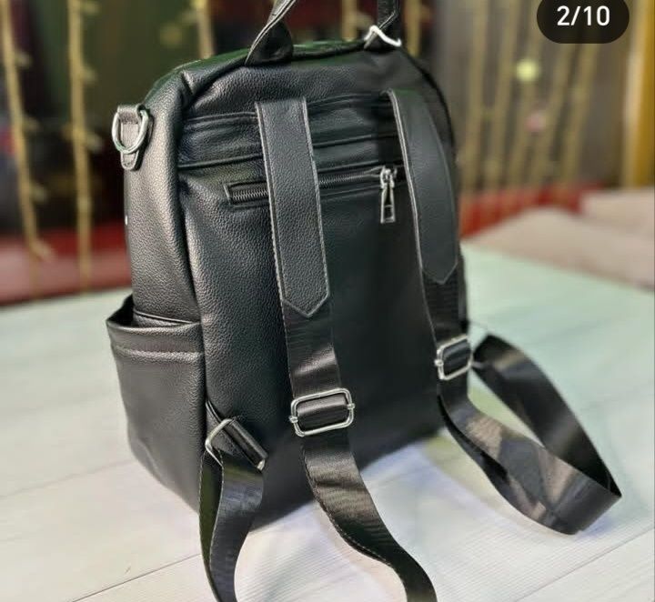 Женский рюкзак..