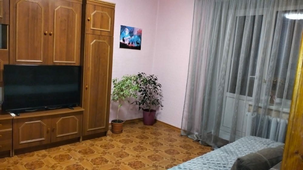 Квартира, оренда подобово у м. Путивль