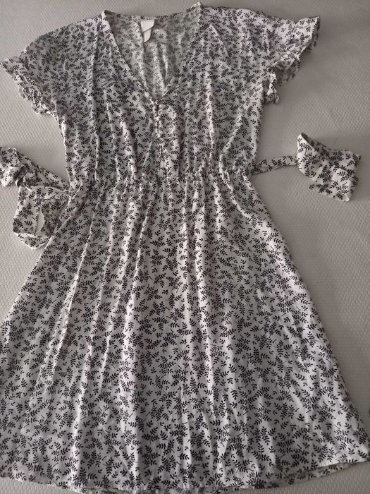 Vestido H&M, preto e branco c/motivos, Tam 34