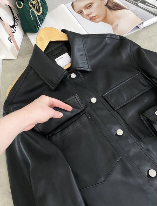 Сорочка з еко-шкіри BERSHKA