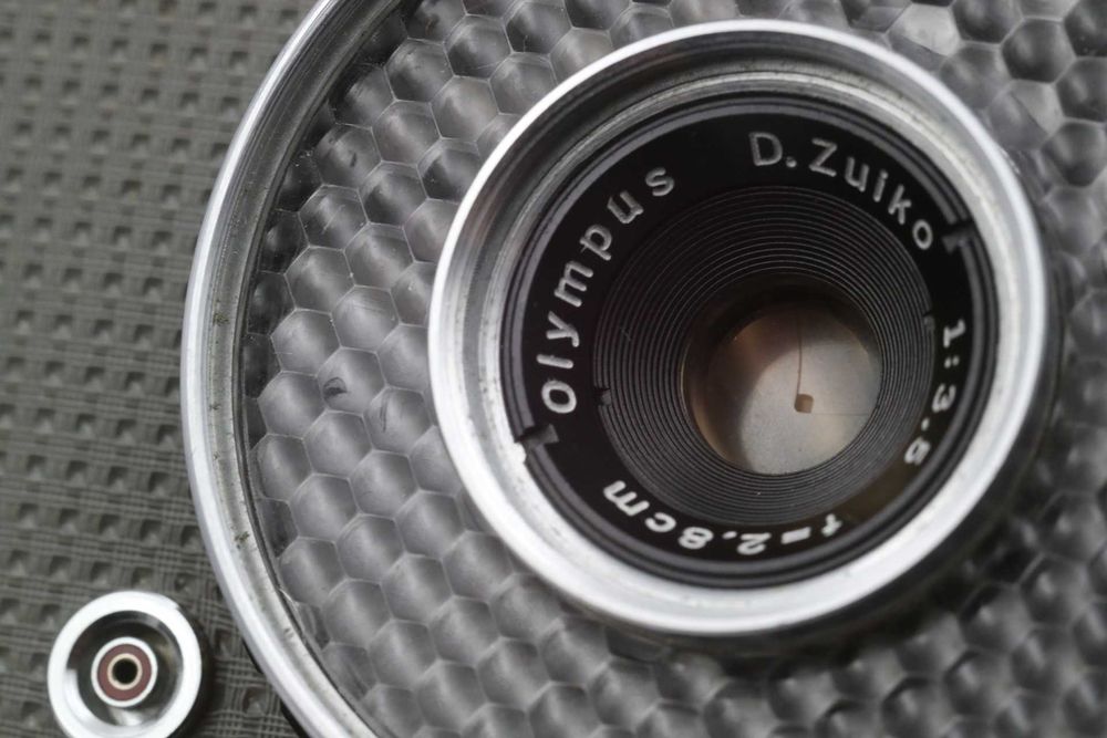 Olympus PEN-EE  D.Zuiko 2.8cm f3.5