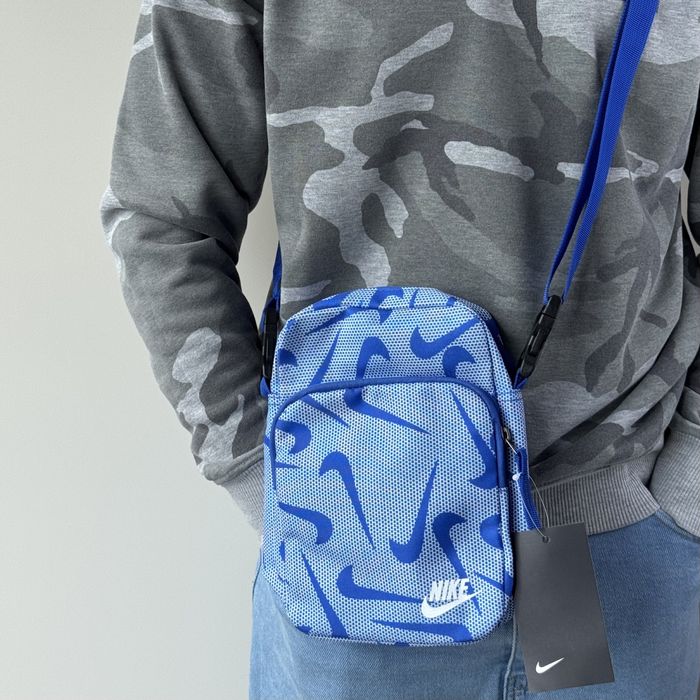 Сумка через плече Nike monogram месенджер найк бананка