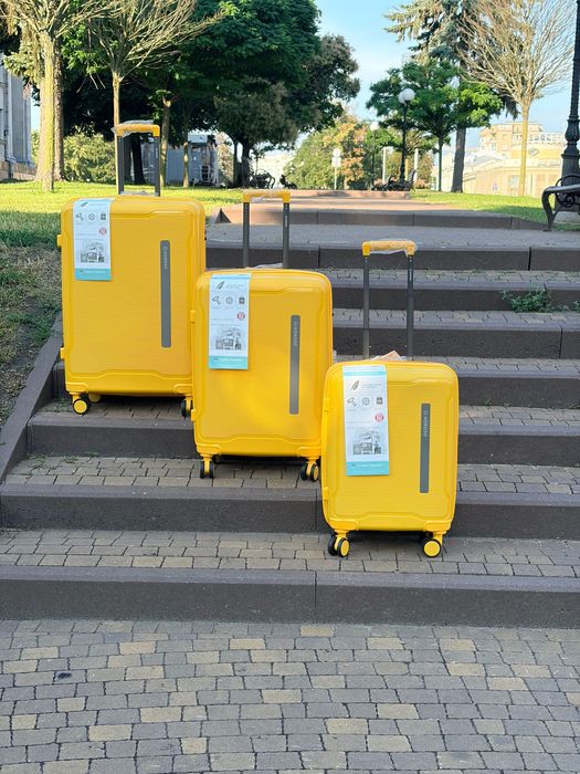 Валіза з поліпропілену, міцна, протиударна, Туреччина.