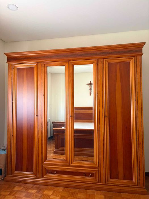 Mobília de cerejeira quarto casal