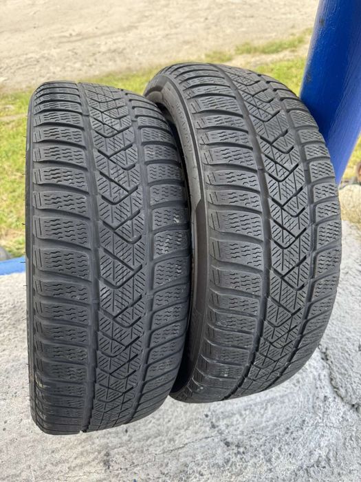 Зимові шини Pirelli 205/50 R17