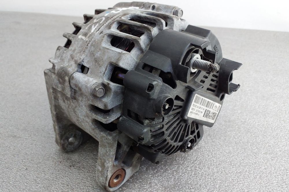Alternador RENAULT Clio IV (BH_)