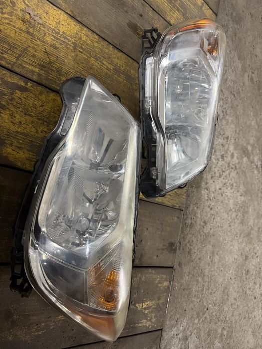 Фари Subaru Розбірка Forester Кріплення фари Розборка 2014 2015 2016 Оптика Forester
