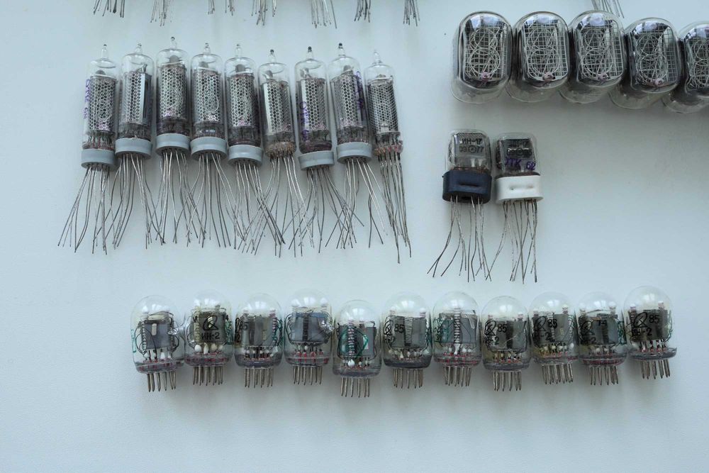 Продам лампы ИН-1;2;12;14;16;17;19А