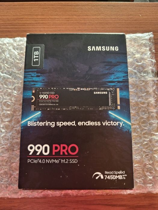 SSD накопичувач Samsung 990 PRO 1ТБ PCIe 4.0 NVMe M.2