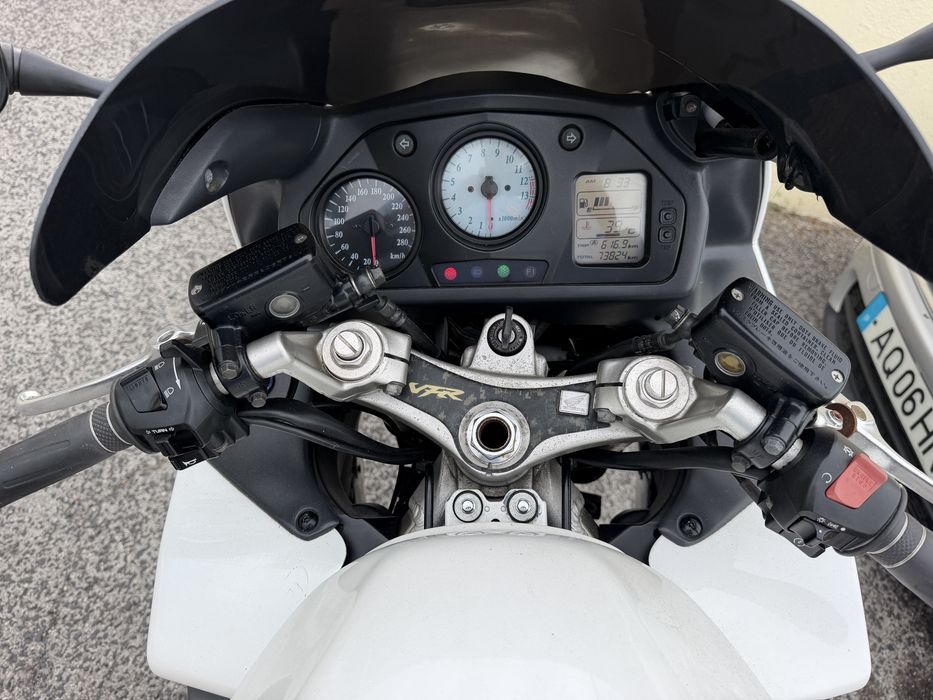 Honda vfr 800 fi