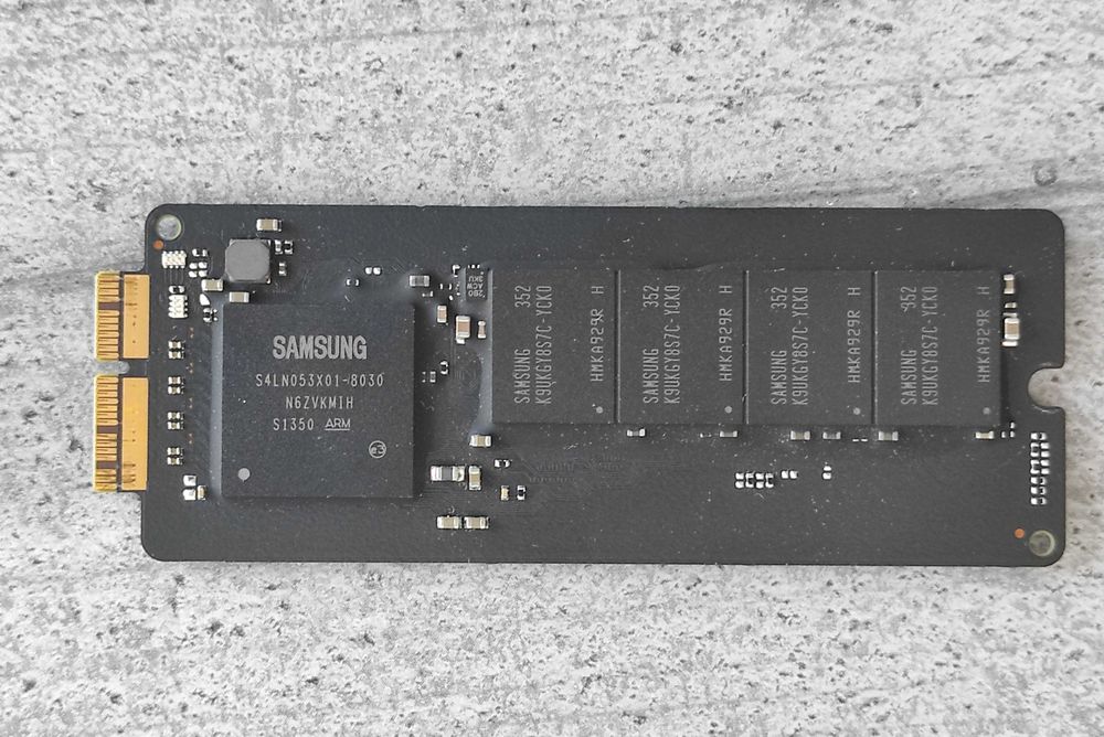 Apple 1TB SSD MZ-KPU1T0T/0A6  MacBook Pro Retina L2013-2015