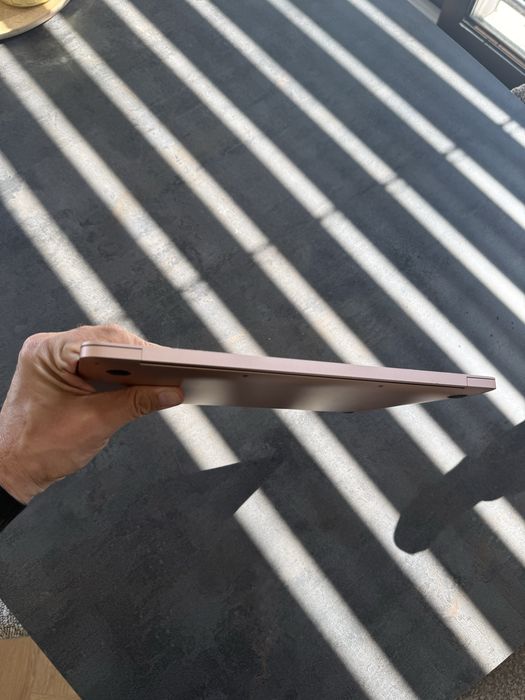Apple Macbook  Air M1