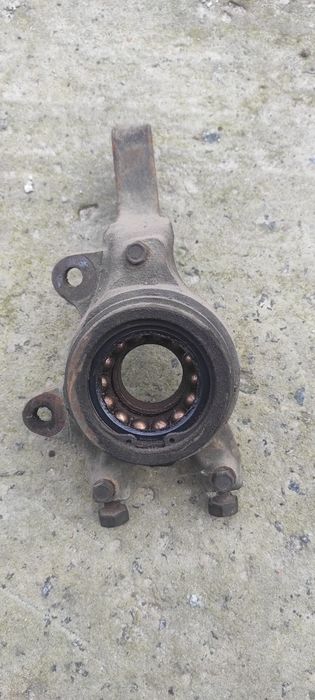 Поворотный кулак 2108-15