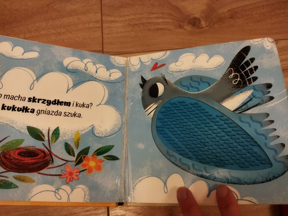 Książeczki sensoryczne z serii dotykam poznaję  Las i Łąka