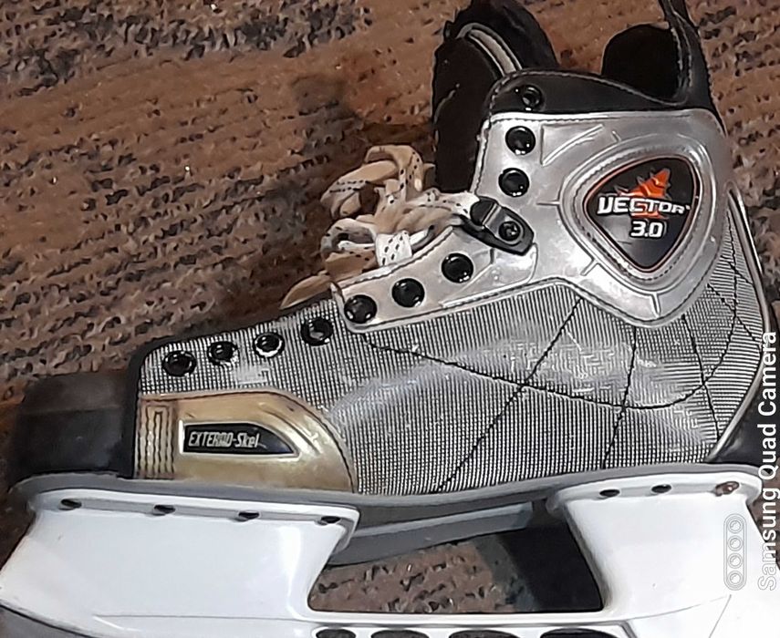 Коньки профессиональные