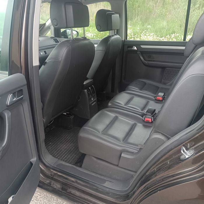 Volkswagen Touran, 2013 рік