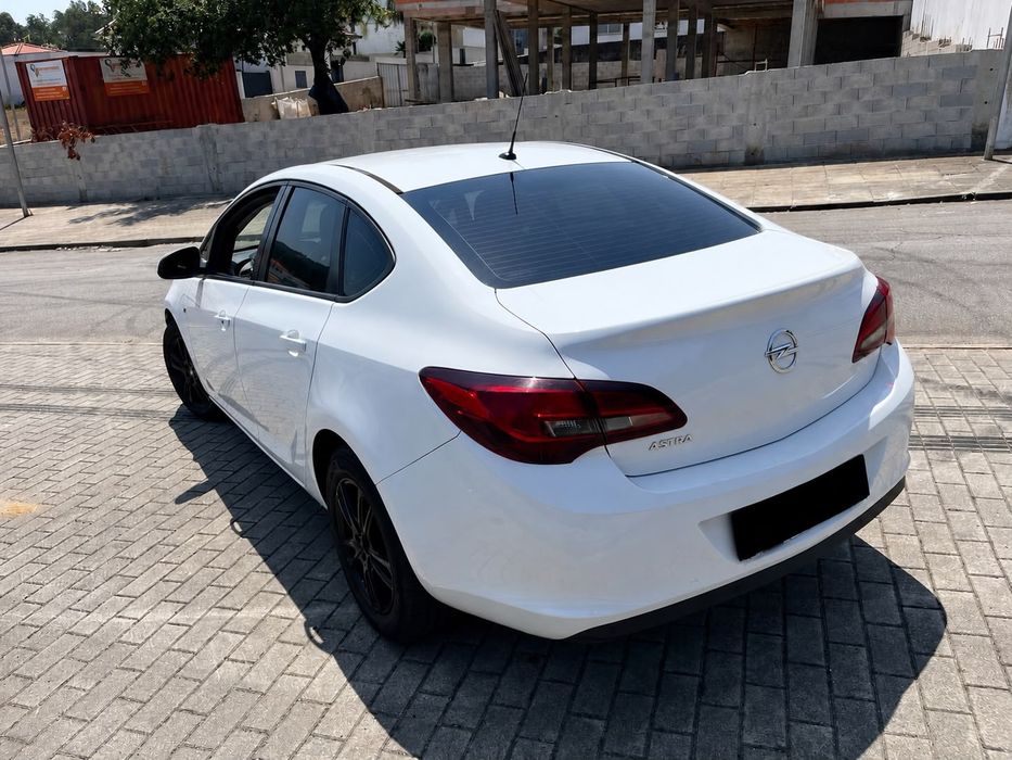 Opel Astra como novo
