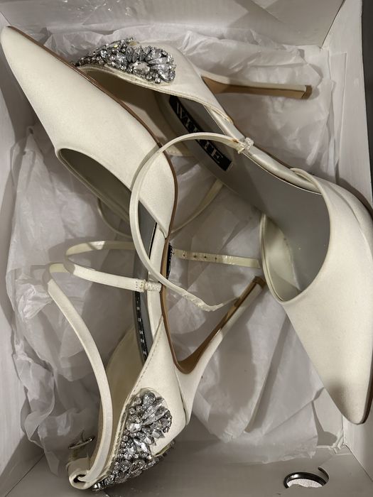 Весільні туфлі White