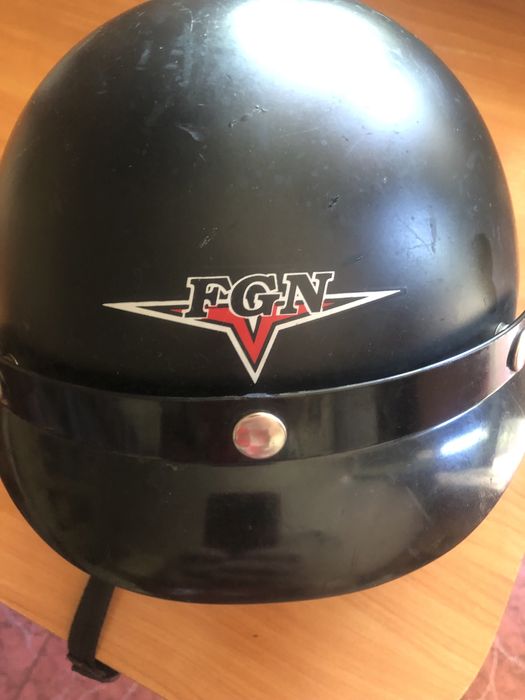 Продам  шлем для езды на мотоцыклах, мопедах