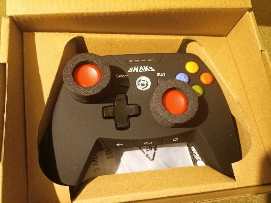 Comando de jogo, gamepad SHAKS S2b Blackstorm.