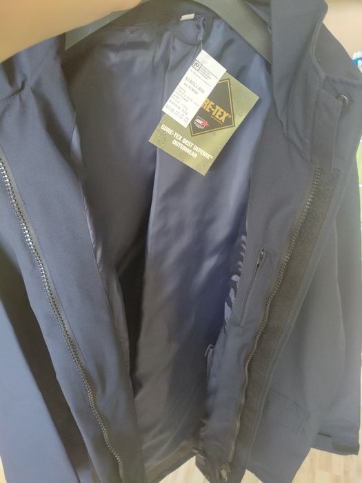 Нова чоловіча куртка Gore-Tex