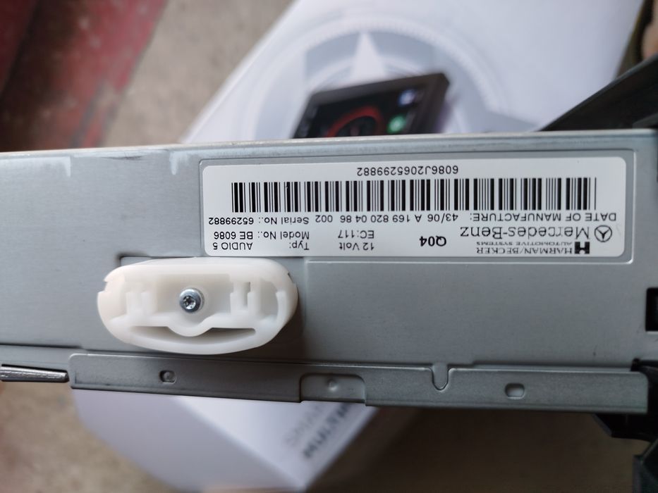 автомагнітола Мерседес В 150/170