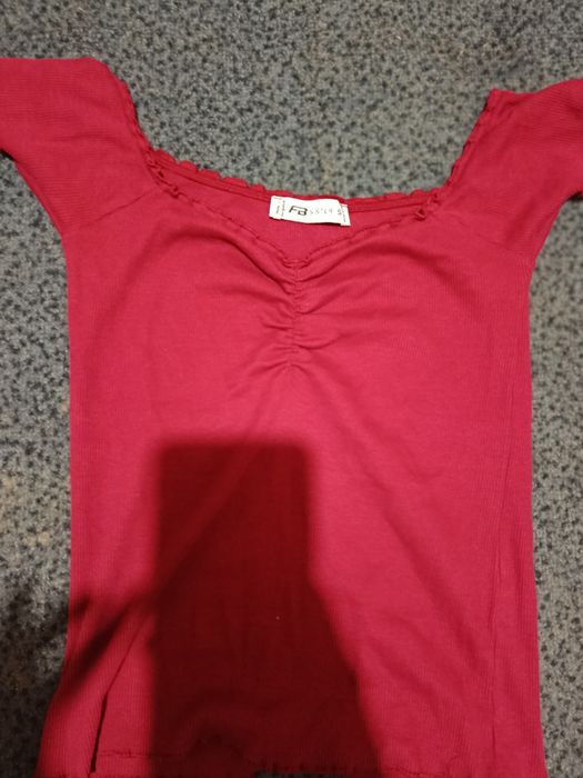 Топи, боді, футболки, майки фірмові