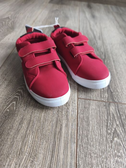 Nowe buty chłopięce na rzep rozm. 30