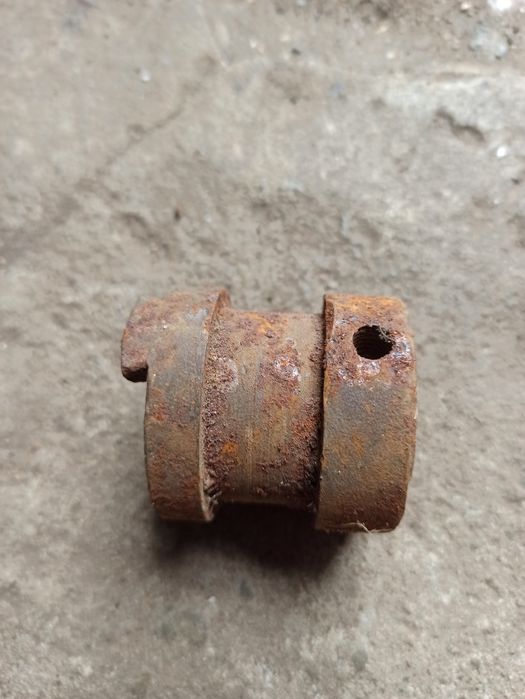 Муфта приводная на два шліца для вала 28мм