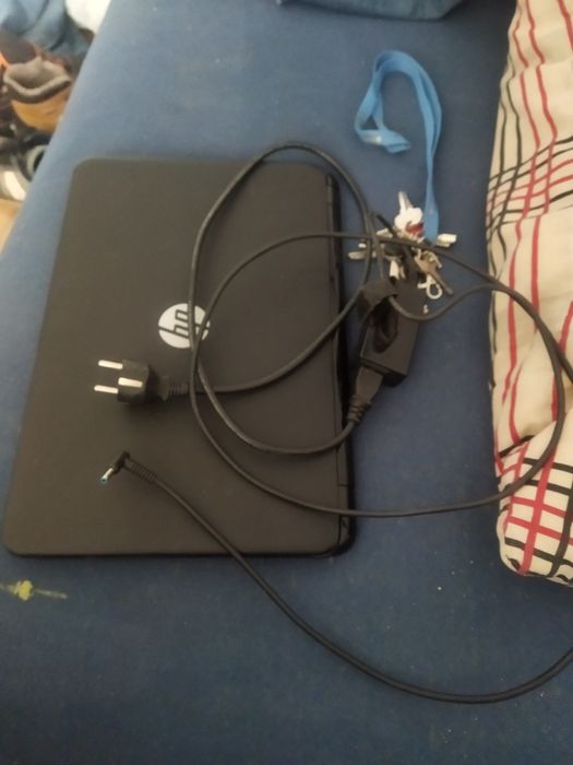 Sprzedam laptop HP pavilon