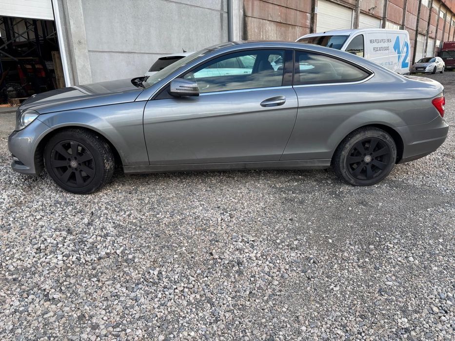Mercedes C220 Coupe de 2011 para peças