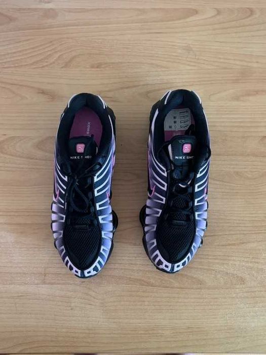 Nike Shox TL Czarny R.38