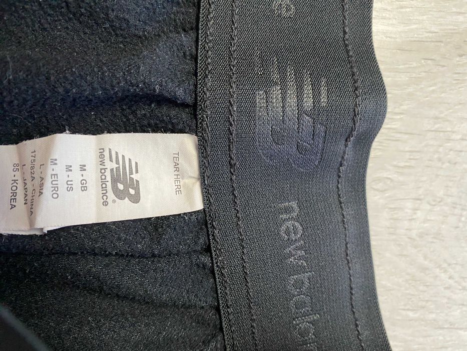 NEW BALANCE r.M oryginalne spodnie sportowe