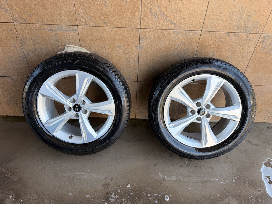 Диск з шиною  goodyear на audi q5