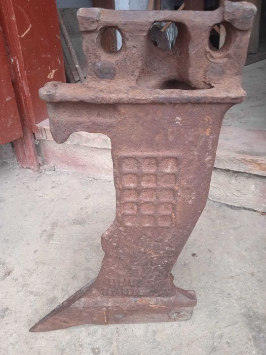 Плуг ПН 1 -35. Б/У