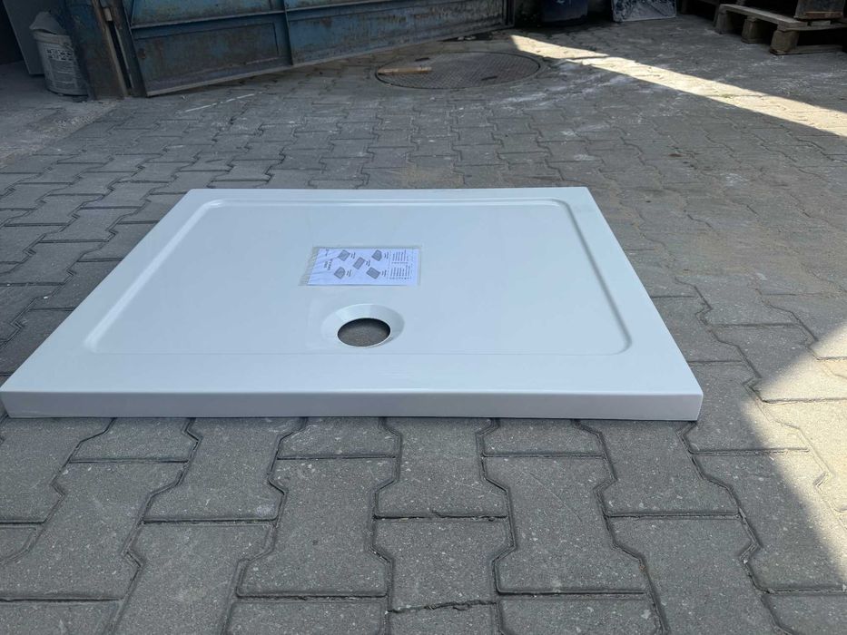 Brodzik akrylowy niski 100x80x5,5 Doros - 675 zł